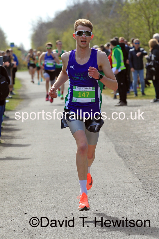 The  2022 Terry O'Gara 5k Road Race, Wallsend.  Photo: David T. Hewitson/Sports for All Pics